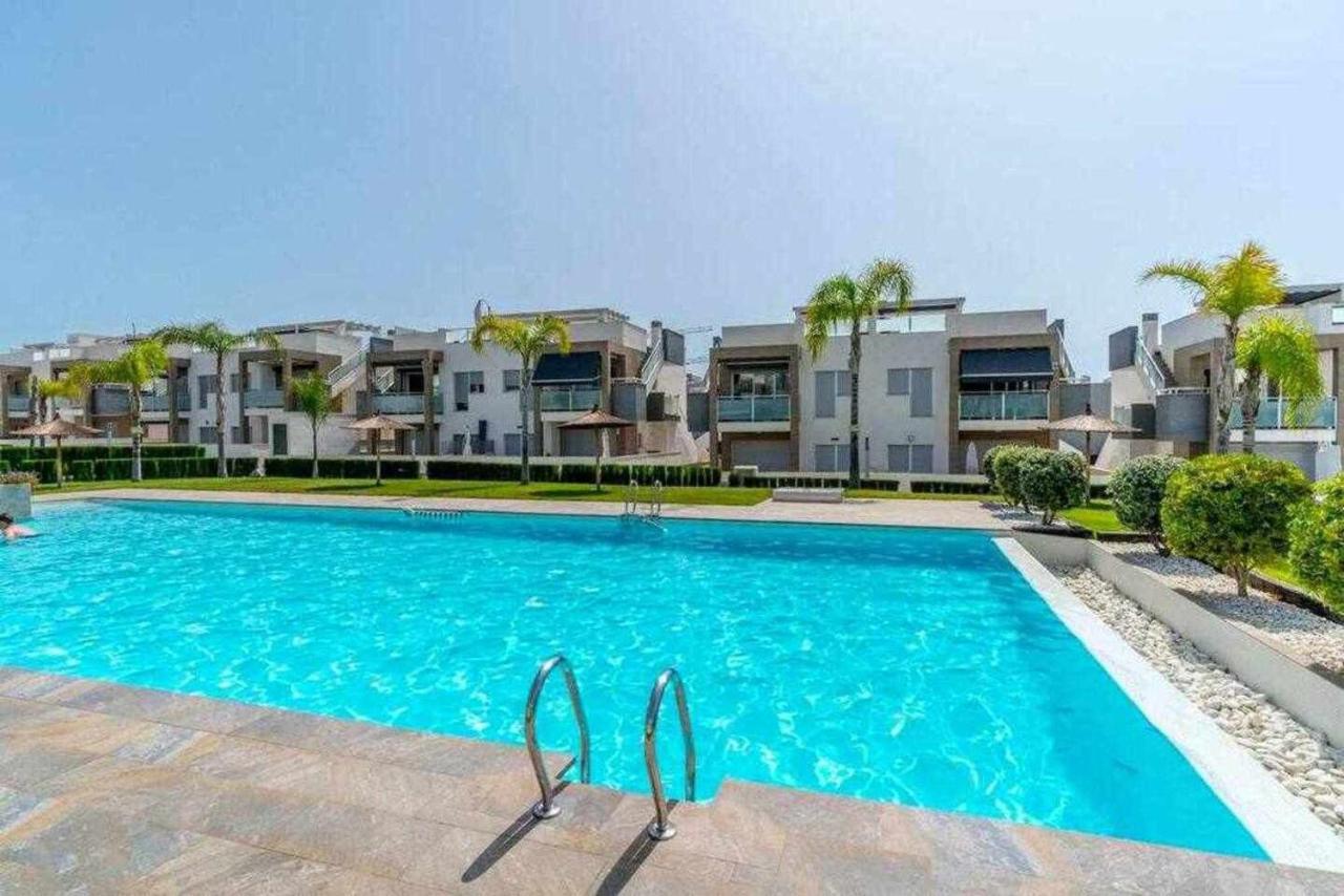 Espanhouse Caroline Bungalow Torrevieja Exterior photo
