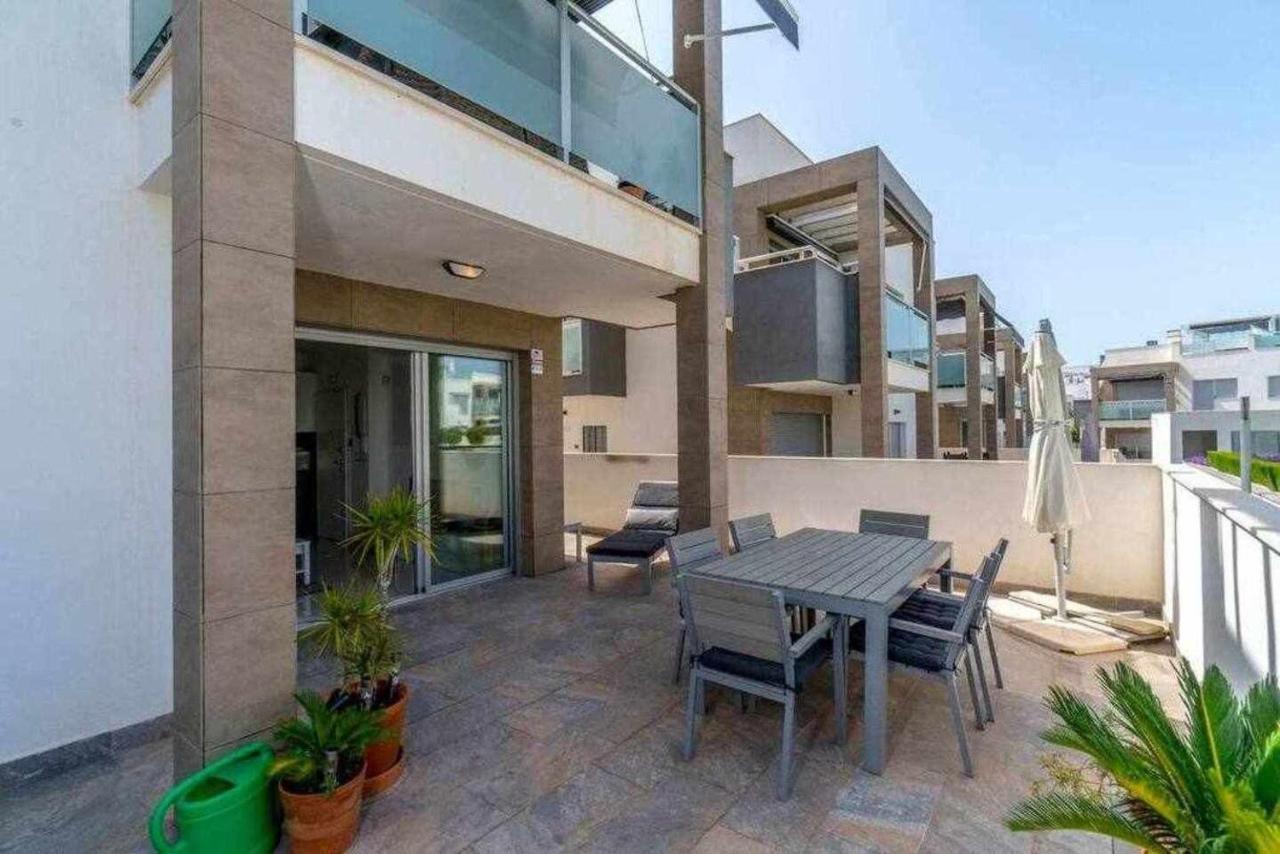 Espanhouse Caroline Bungalow Torrevieja Exterior photo